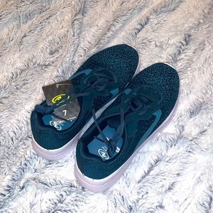 🌸3/$15🌸 Tennis shoes